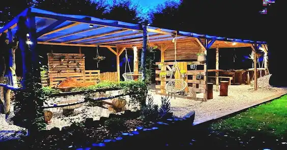 Pergola area – relaxation and free WiFi