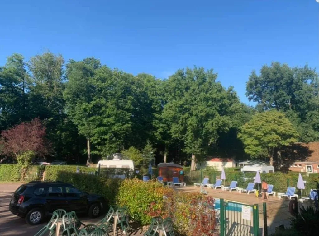 Emplacement caravane grand confort